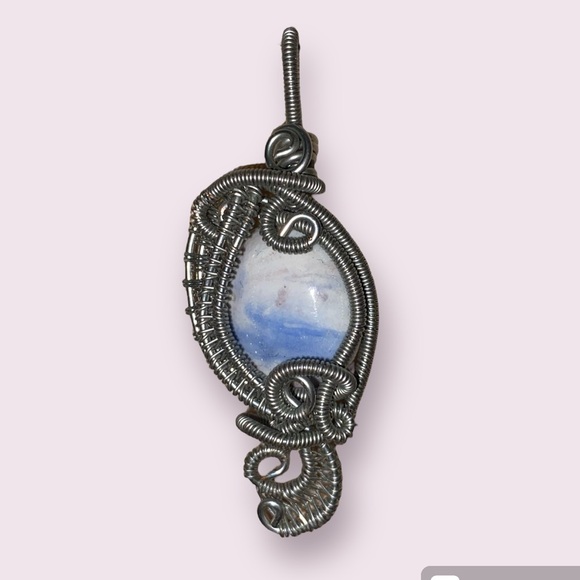 Wire Wrapped Agate Pendant - Picture 3 of 7